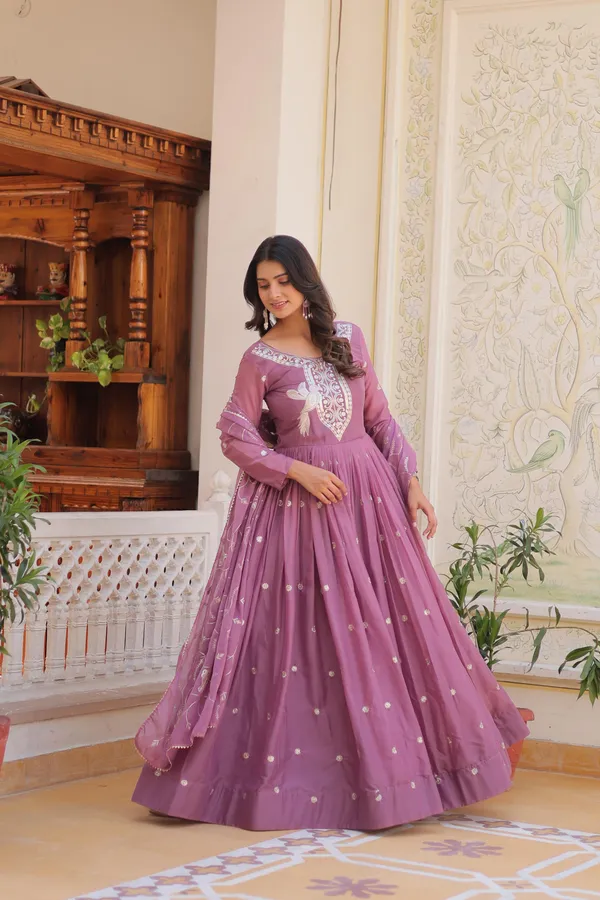 Pink_Star_Georgette_Gown_For_Women