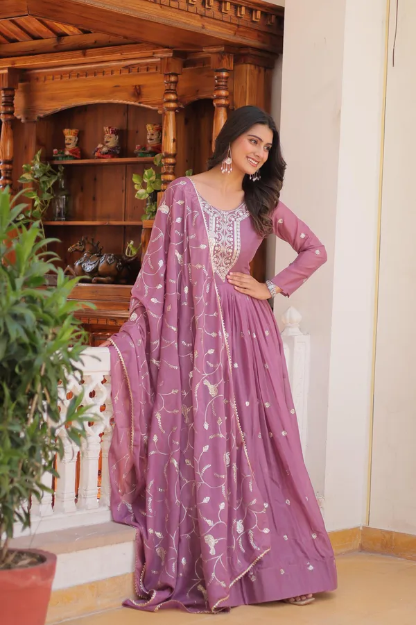 Pink_Star_Georgette_Gown_For_Women