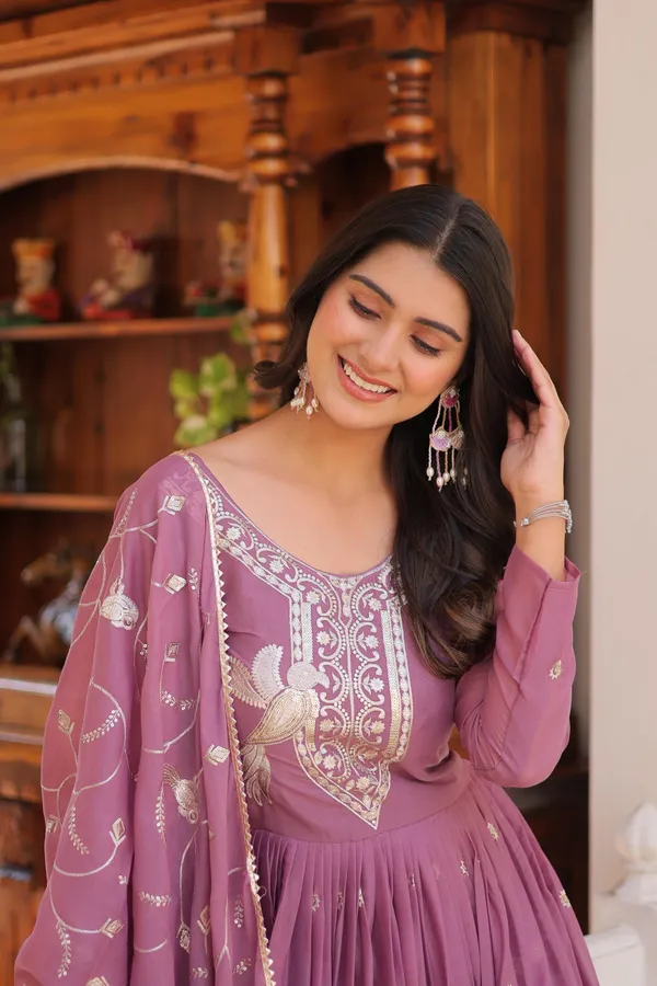 Pink_Star_Georgette_Gown_For_Women