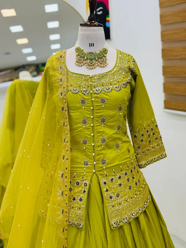 Mehndi_Silk_Lehenga_Crop_Top_For_Women