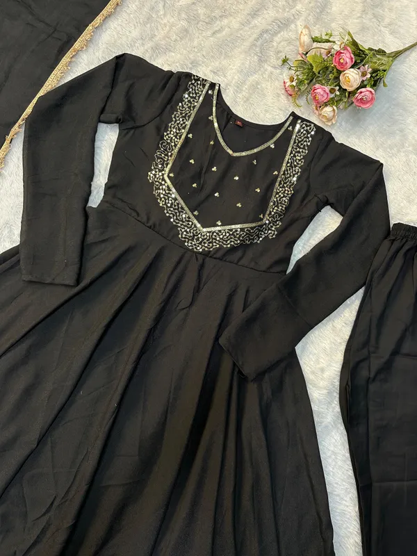 Black_Cotton_Anarkali_Suit_For_Women