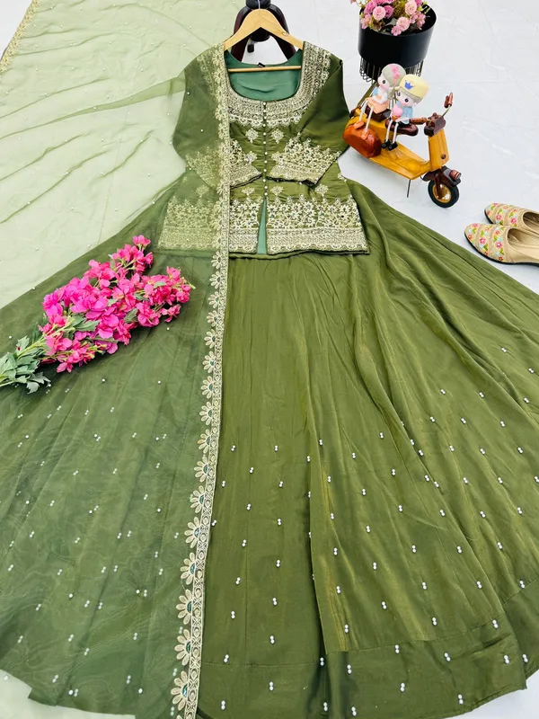 Green_Silk_Lehenga_Crop_Top_For_Women