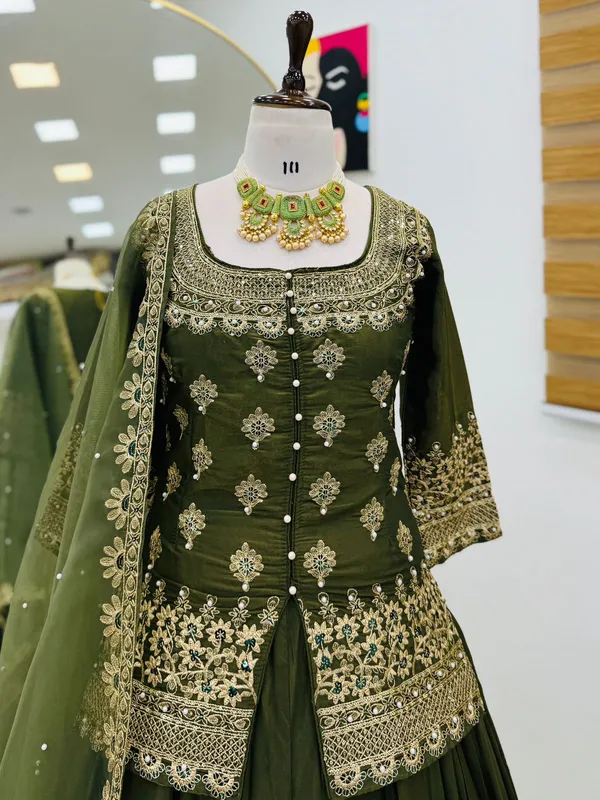 Green_Silk_Lehenga_Crop_Top_For_Women