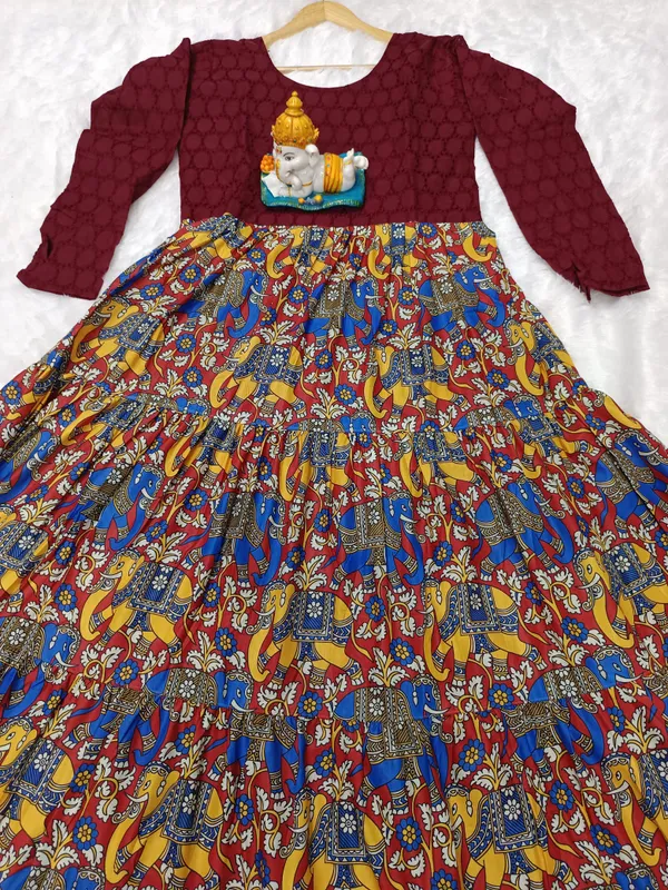 Red_Cotton_Gown_For_Women