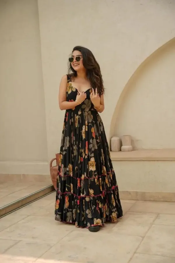 Black_Silk_Gown_For_Women