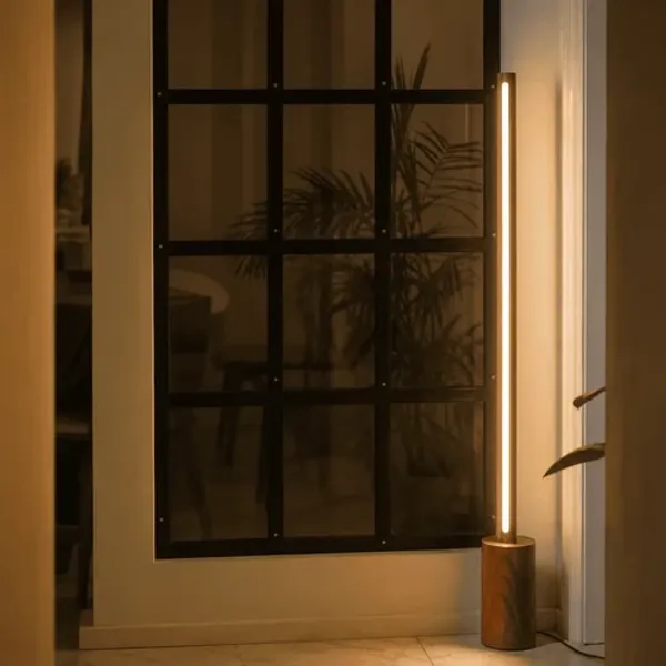 Minimalist_Wooden_Floor_Lamp_–_Sleek_Cylindrical_Rod_Design_-_Rosewood