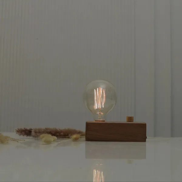 Globe_Edison_Bulb_With_Brass_Dimmer_|_Rosewood_Vintage_Table_Lamp_|_Handcrafted