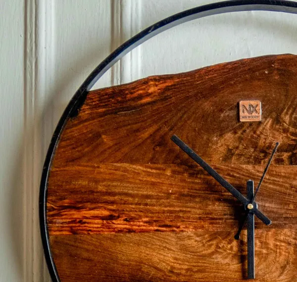 Rosewood_Clock_-_Timeless_Elegance_For_Your_Space