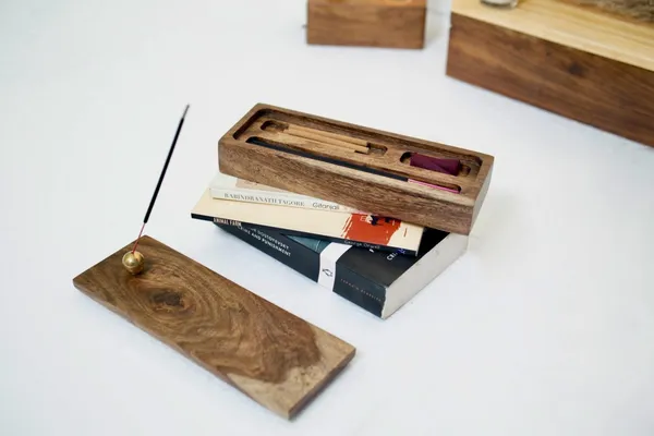 Teak_Wood_Incense_Holder_–_Simple_&_Elegant_Aroma_Diffuser