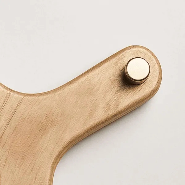 Pine_Wood_Star_Cloth_Hanger_–_Simple_&_Stylish