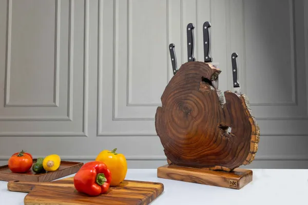 Live_Edge_Magnetic_Knife_Block_–_Natural_Wood_Stand_For_Kitchen_Storage_&_Display