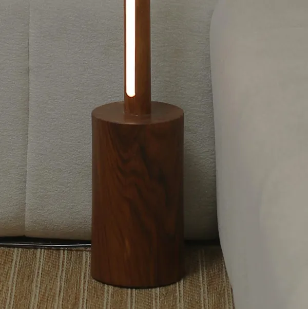 Tall_Wooden_Floor_Lamp_–_Sleek_Cylindrical_Rod_Design_-_60_Inch