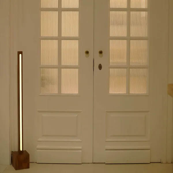 Minimalist_Wooden_Floor_Lamp_–_Handcrafted_Square_Rod_Design_In_Solid_Rosewood