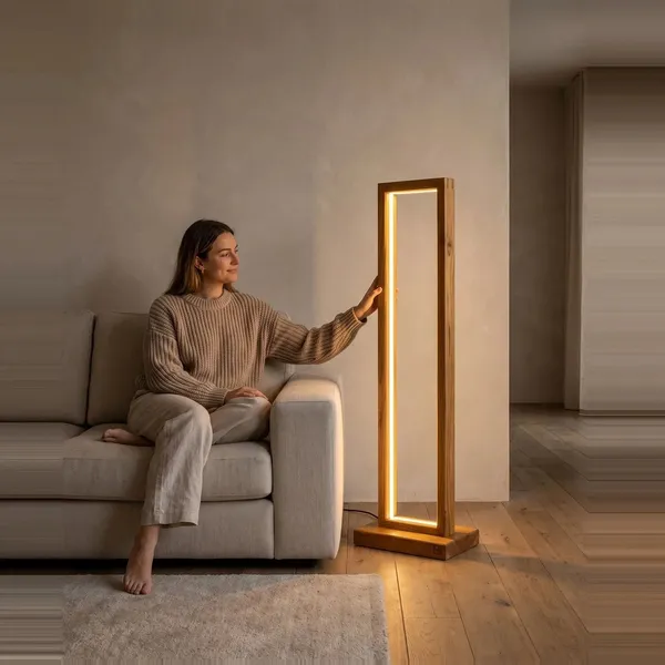 Tall_Teak_Wood_Floor_Lamp_–_A_Statement_Of_Warmth_&_Style