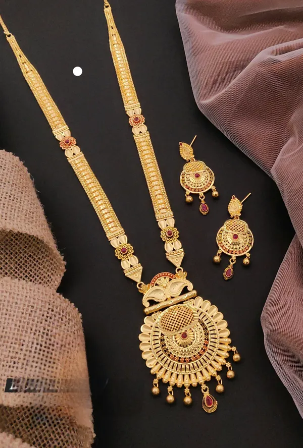 Forming_Real_Gold_Look_Long_Necklace_For_Women