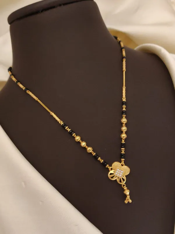 Gold_Pleated_Premium_Quality_Daily_Wear_Mangalsutra__For_Women