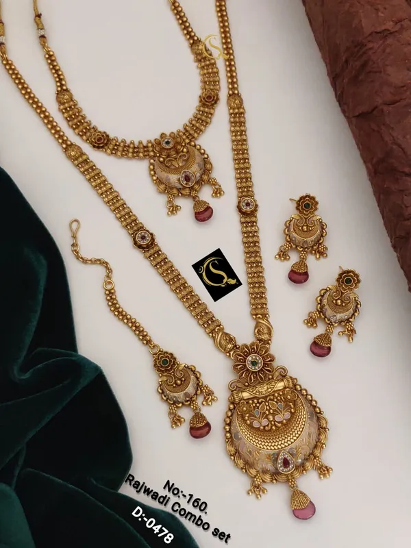 High_Brass_Gold_Necklace_Combo_Set_For_Women