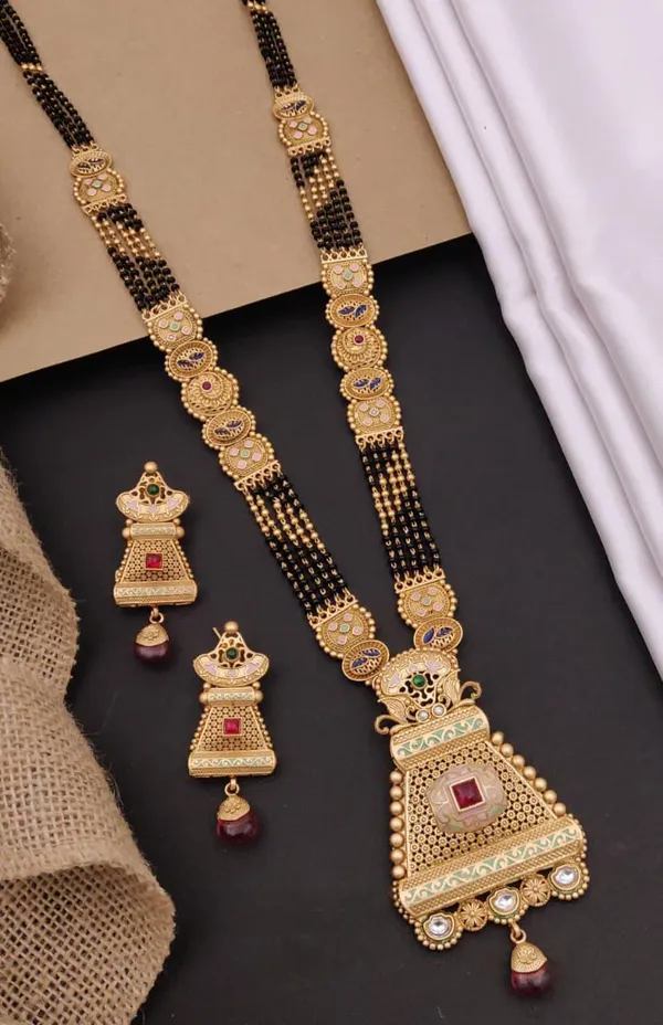 High_Brass_Gold_Pleated_Designer_Mangalsutra_Premium_Quality_For_Women