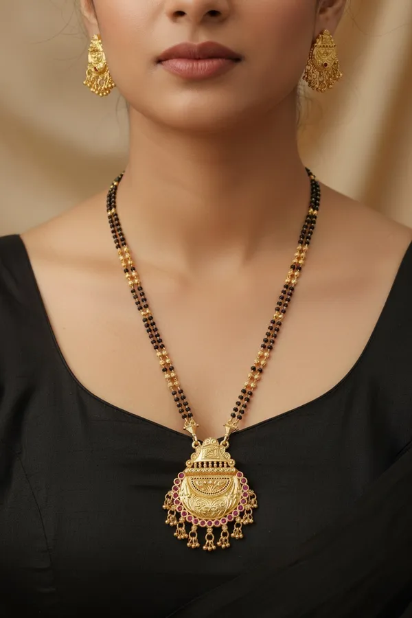 High_Gold_Pleated_Mangalsutra_For_Women