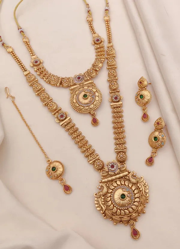 High_Gold_Pleated_Necklace_Combo_Set_For_Women