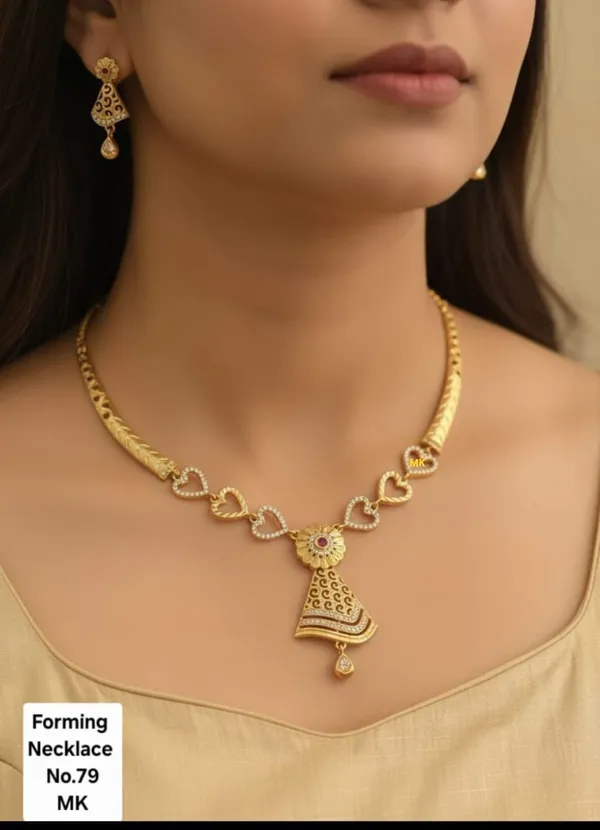 High_Gold_Pleated_Necklace_Premium_Quality_Forming_For_Women