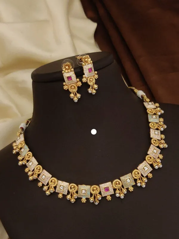 High_Gold_Pleated_Necklace_With_Earrings__For_Women