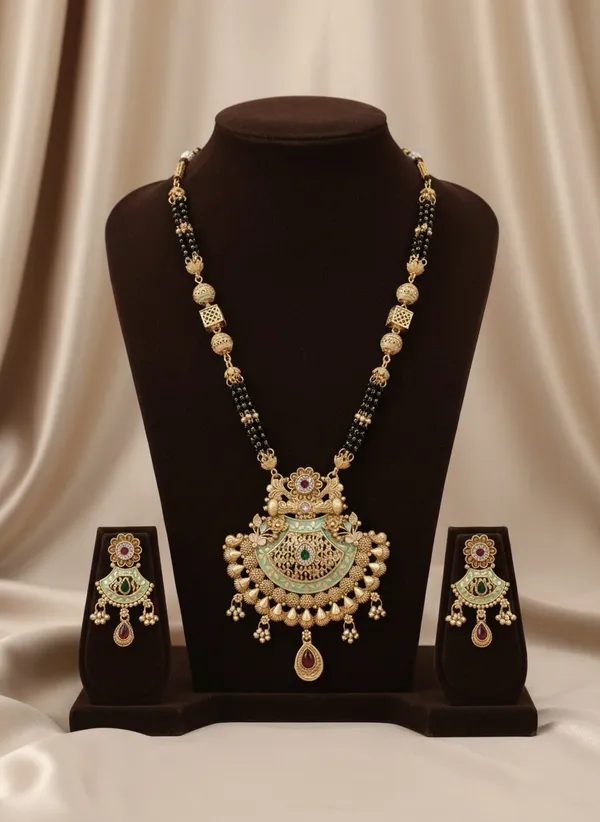 High_Gold_Pleated_Mangalsutra__For_Women