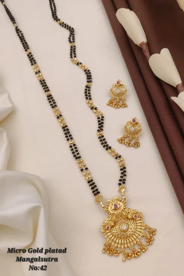Micro_Gold_Pleated_Mangalsutra_With_Earrings_For_Women