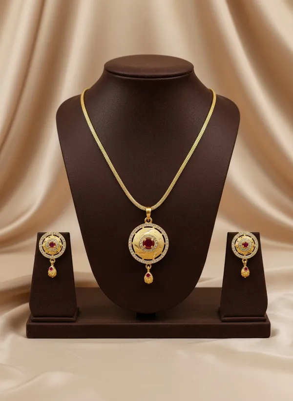 High_Gold_Pleated_Pendant_Set_For_Women
