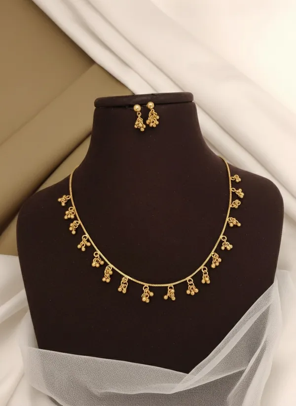 High_Gold_Pleated_Fancy_Necklace_Dokiya_Premium_Quality_For_Women