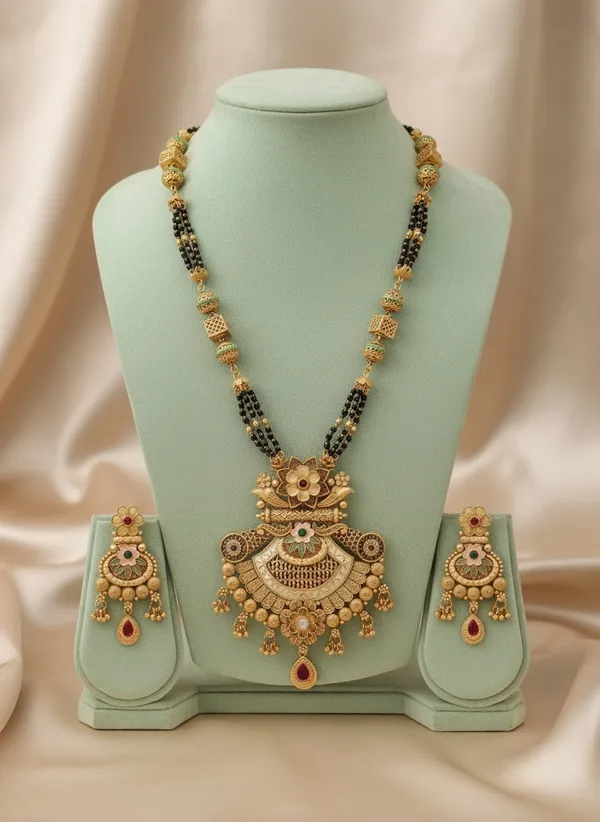 High_Gold_Pleated_Mangalsutra__For_Women