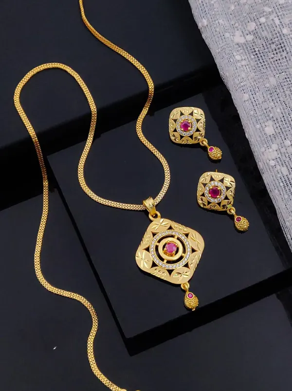 High_Gold_Pleated_Pendant_Set__For_Women