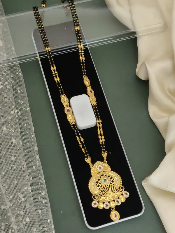 Gold_Pleated_Premium_Quality_Forming_Mangalsutra__For_Women