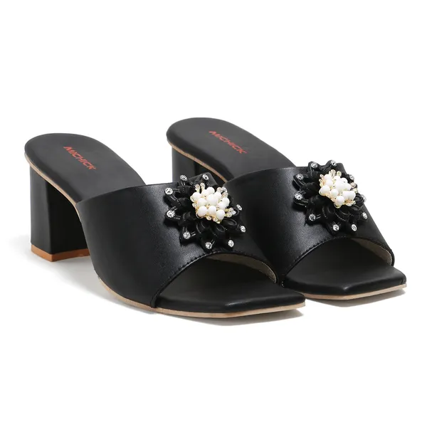 Black_Embellished_Block_Heel_Sandals_For_Women