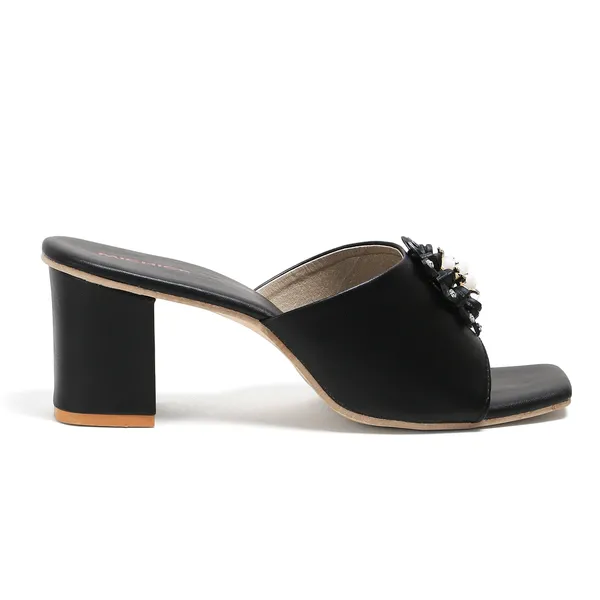 Black_Embellished_Block_Heel_Sandals_For_Women