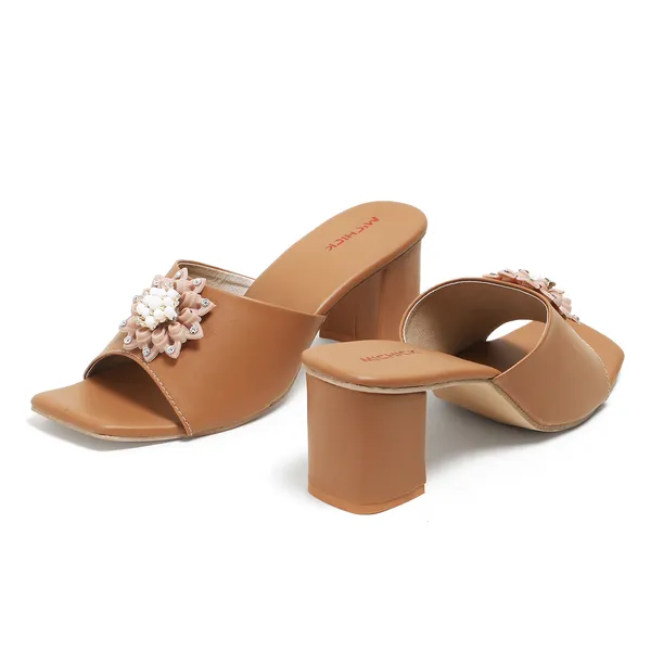 Tan_Leather_Block_Heel_Sandals_For_Women