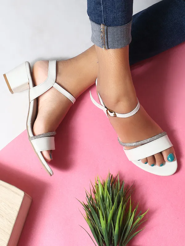 White_Block_Heel_Sandals_With_Embellished_Straps_For_Women