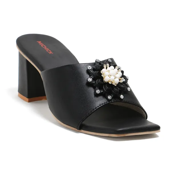 Black_Embellished_Block_Heel_Sandals_For_Women