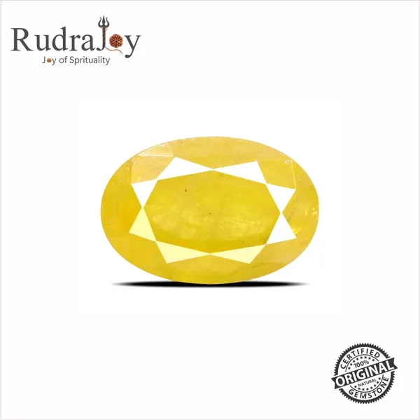 Natural_Yellow_Sapphire_(Phukhraj)_4.20_Carats