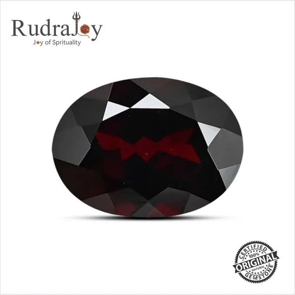 Natural_Red_Garnet_(Raktmani)_4.16_Carats