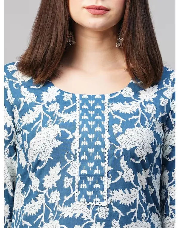 Blue_Floral_Printed_Kurti_Pant_Set_For_Women_