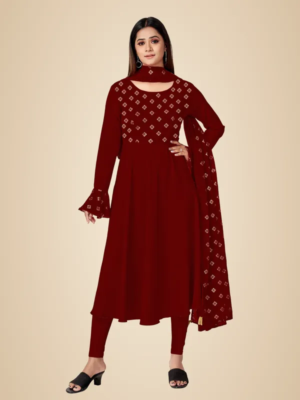 Maroon_Crepe_Kurti_&_Dupatta_Set_For_Women
