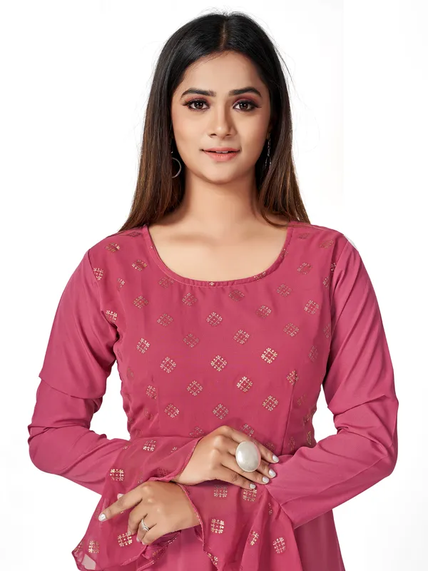Pink_Crepe_Kurti_&_Dupatta_Set_For_Women