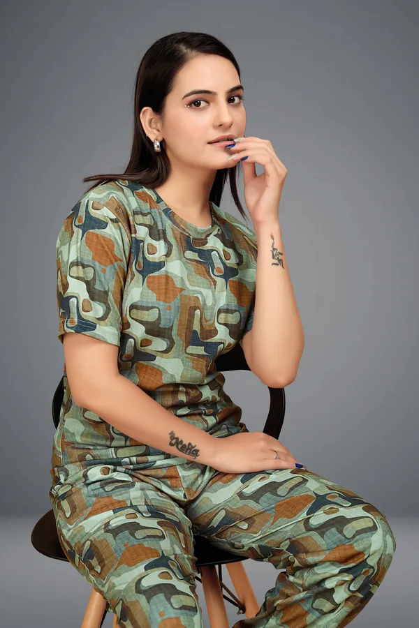Dark_Green_Lycra_Night_Suit_For_Women