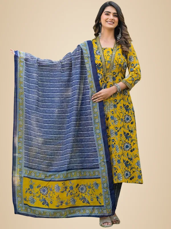 Yellow_Kurta_Pant_&_Dupatta_For_Women