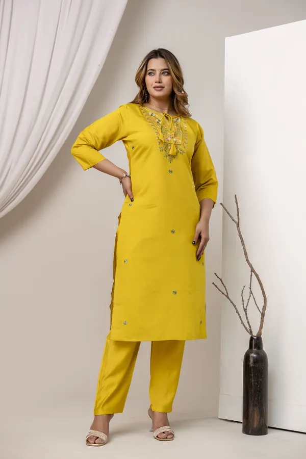 Yellow_Pure_Roman_Silk_Kurta_Pant_&_Dupatta_For_Women