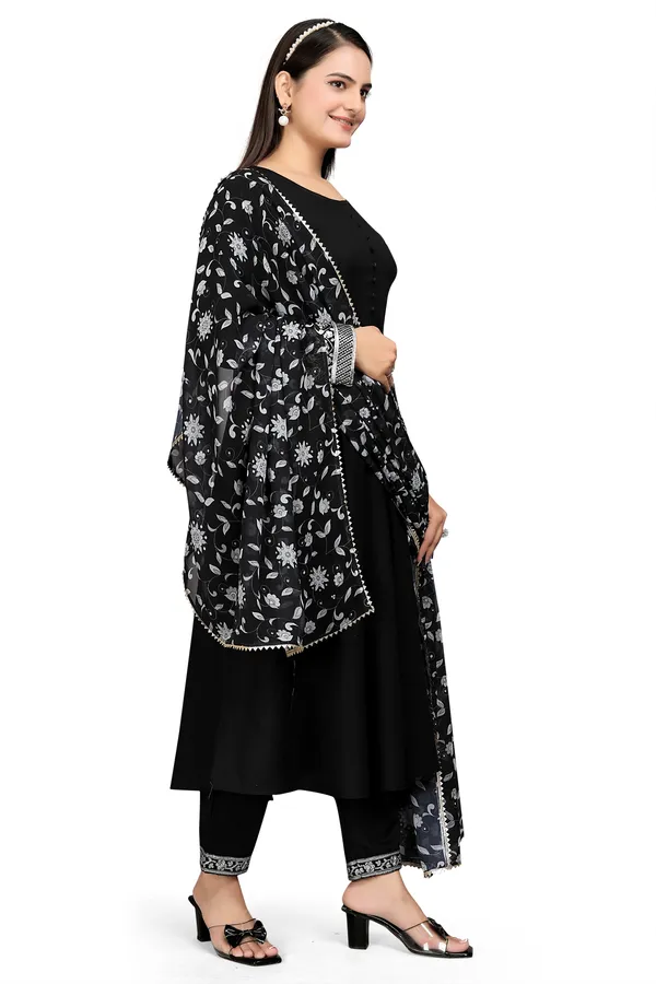 Black_Jacquard_Kurti_Pant_Set_For_Women
