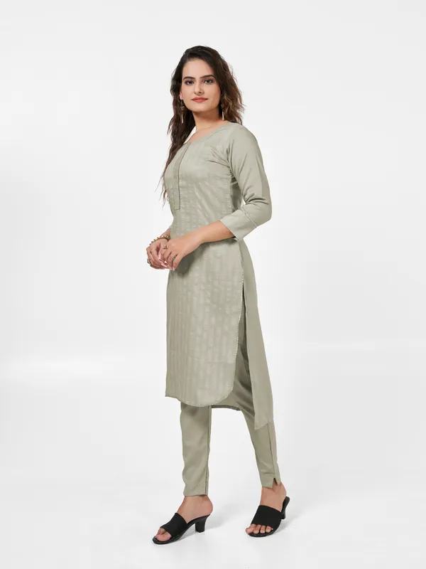 Cream_Jacquard_Kurti_Pant_Set_For_Women