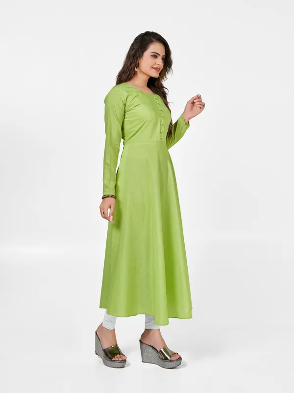 Pista_Parampara_Kurti_For_Women