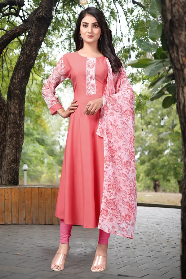 Gajari_Crepe_Kurti_&_Dupatta_Set_For_Women
